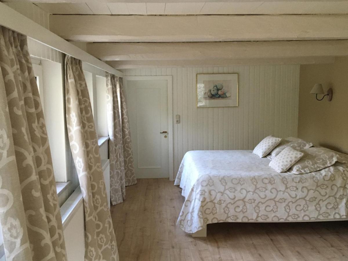 Hoellenmuehle Bed & Breakfast At The Mill Pond Hessisch Oldendorf Extérieur photo